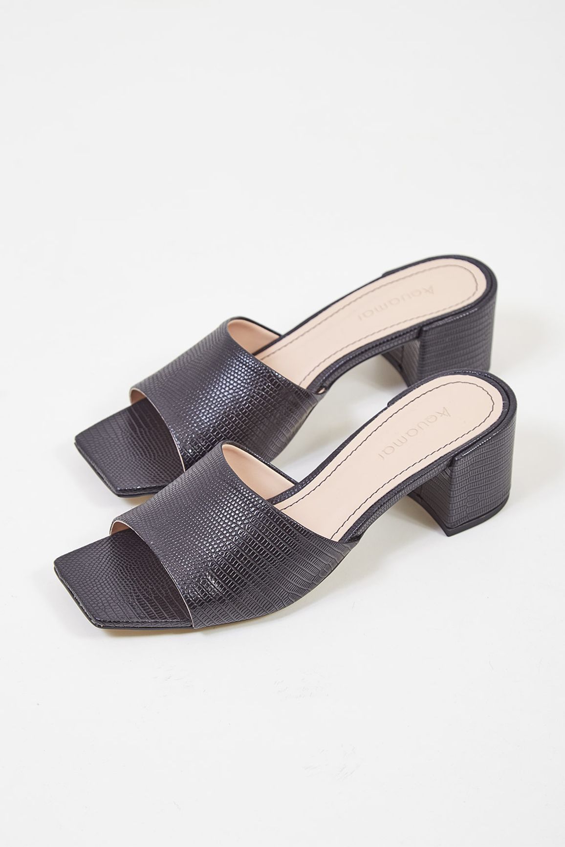 sandalia tipo mule